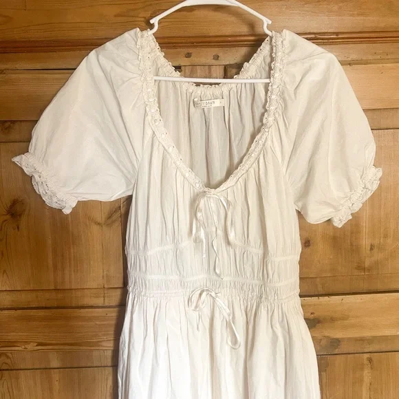 Christy Dawn Brynne Dress in Pearl ✨ - Picture 2 of 8